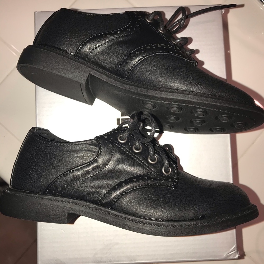 NIB Black Boys Kenneth Cole Dress Shoes Size 11